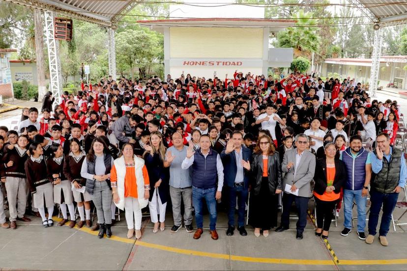 Clausura Mundo Tlatehui diálogos con las juventudes