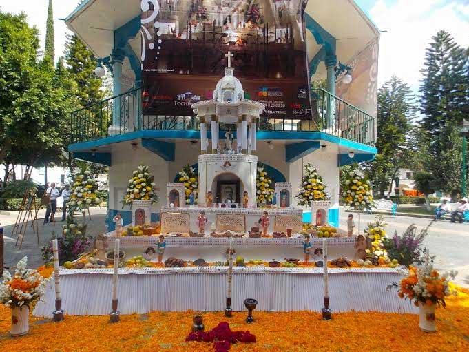 Declaran Patrimonio Cultural la Ofrenda de Muertos en Tochimilco