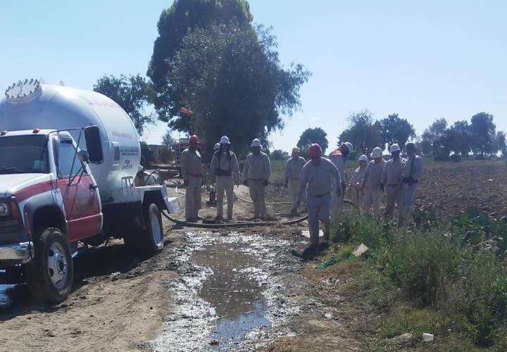 Hallan toma clandestina de gas LP en Tepeaca