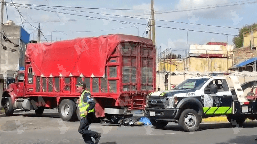 Muere motociclista tras percance con Torton en la capital poblana