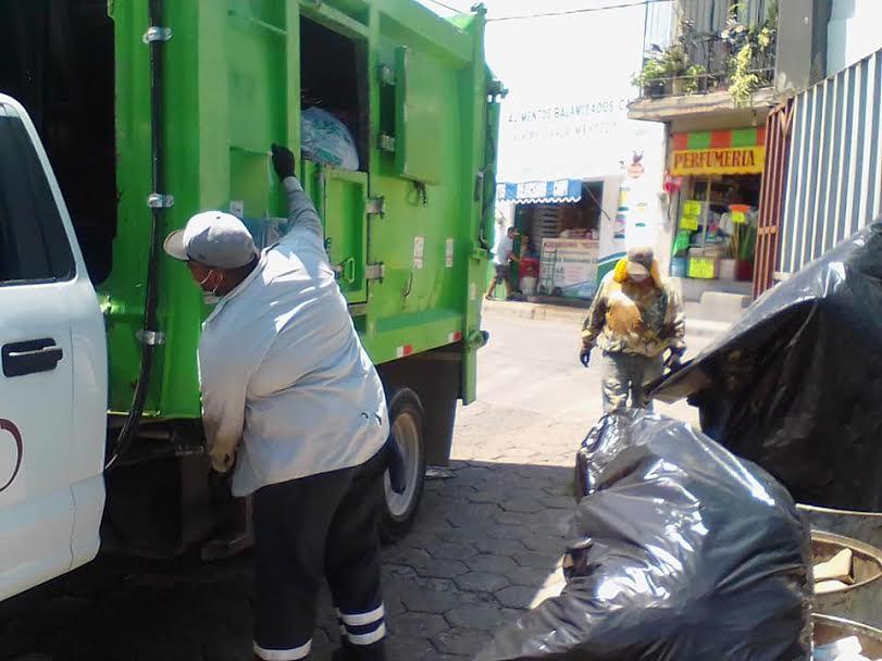 Darán aumento de 3% a trabajadores de limpia de Izúcar