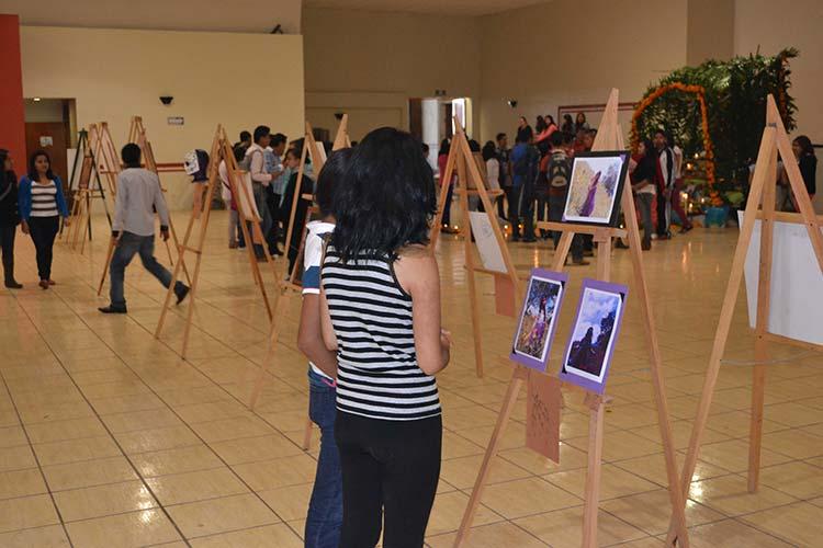 Fomentan escuelas la tradición del Día de Muertos