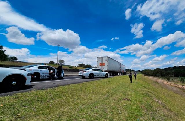 Roban tráiler cargado de café y secuestran a chofer en el Arco Norte