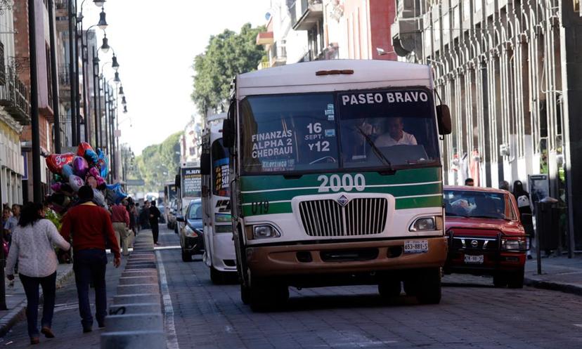 Negocian 2.50 pesos de aumento a la tarifa del transporte público