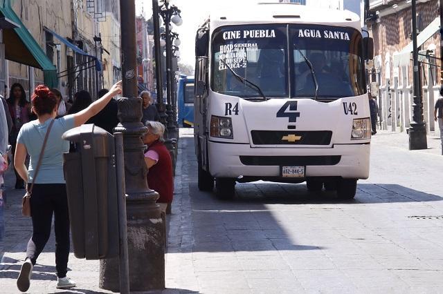 Transportistas ya preparan amparos contra descuento a estudiantes