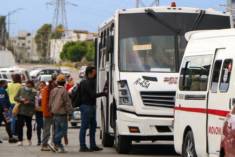 Descarta Barbosa autorizar alza a tarifa del transporte público