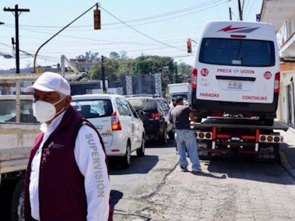 Asegura SMT seis unidades de transporte público pirata en Tlatlauquitepec y Coronango