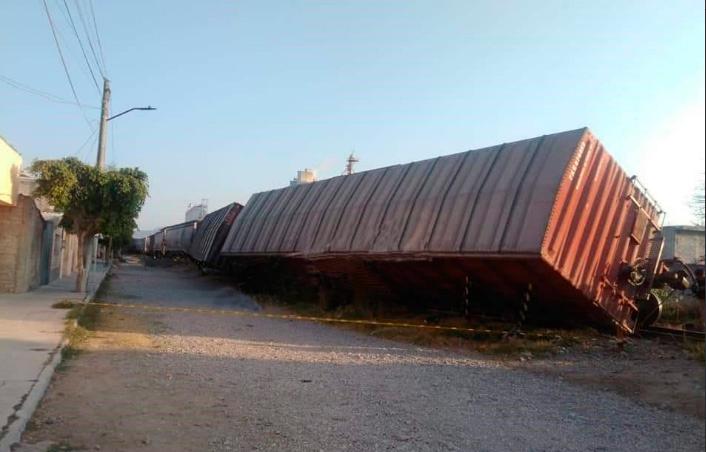 Se descarrilan vagones de tren en Tehuacán