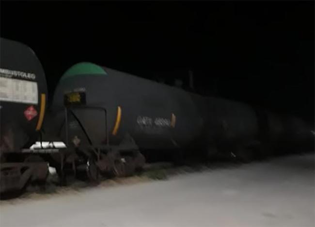 Policías frustran saqueo a tren de Cemex en Tepeaca 