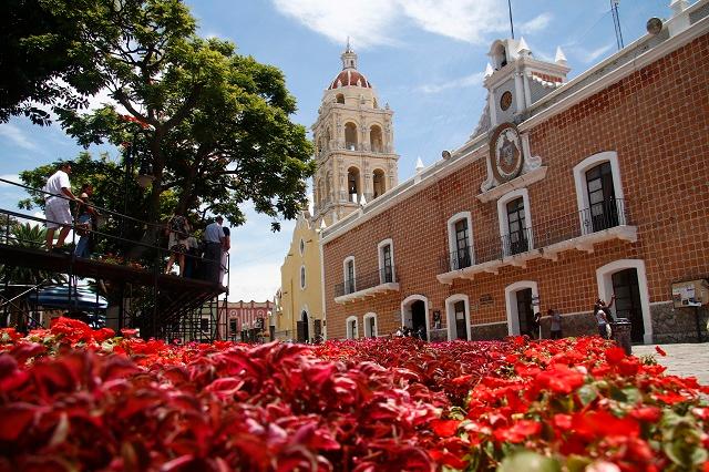 Inseguridad en estados favorece llegada de turistas a Puebla: Canirac