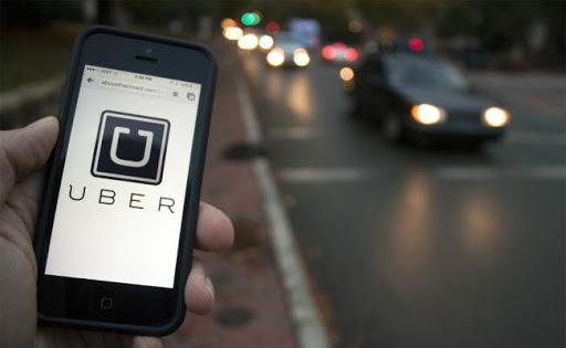 Atracan a chofer de Uber y le quitan la unidad en Puebla capital