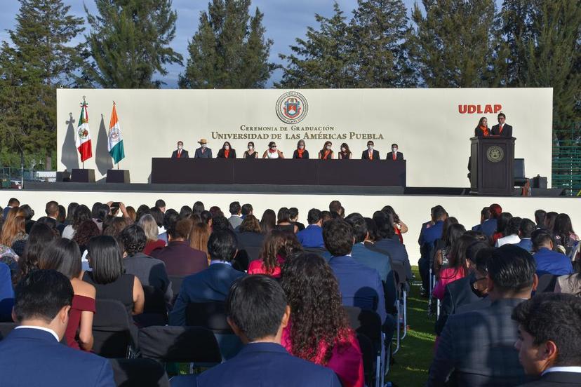 UDLAP realiza ceremonia de graduación para sus generaciones 2020 y 2021