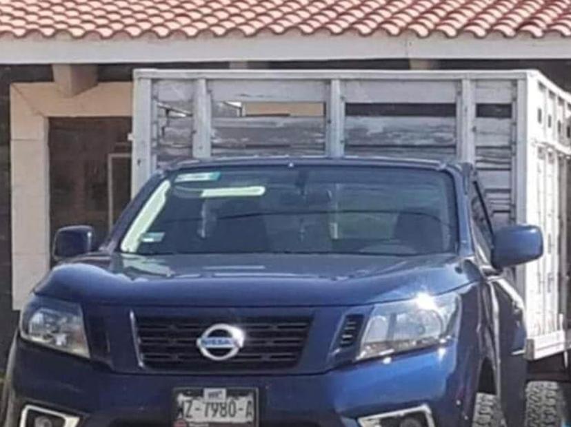 Roban camioneta cargada de jitomates en Huaquechula