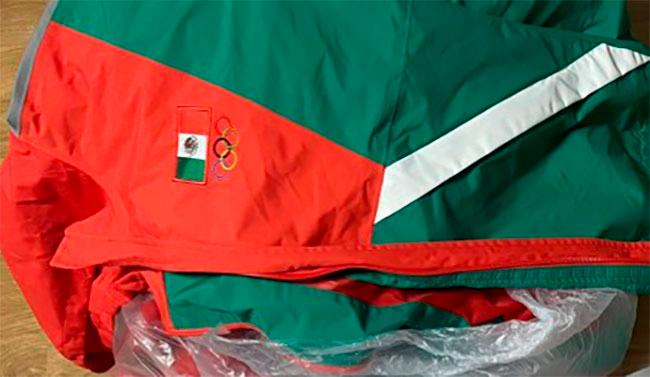 Equipo mexicano de softbol tira uniformes a la basura tras su eliminación de Tokio