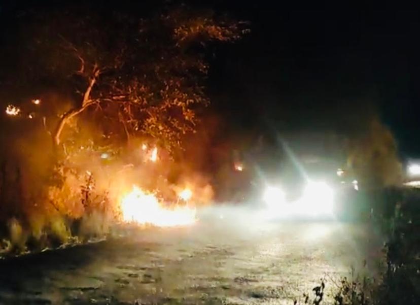 Nuevo incendio alerta a conductores en Atlixco