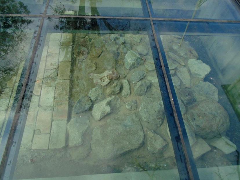 Atlixquenses caminarán sobre piso de 900 años en San Miguel