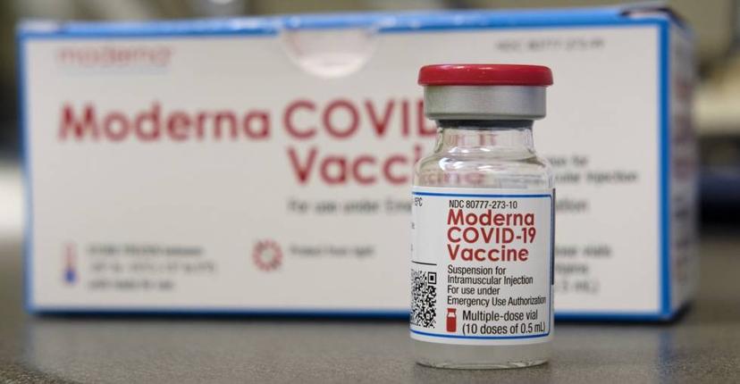 Cofepris avala vacuna covid Spikevax monovalente de Moderna