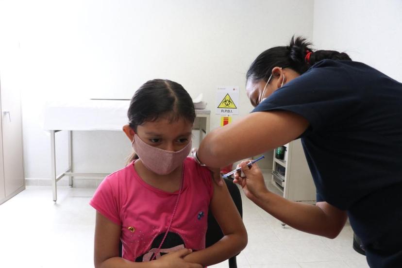 Niños poblanos, los terceros que más solicitan la vacuna anti-Covid