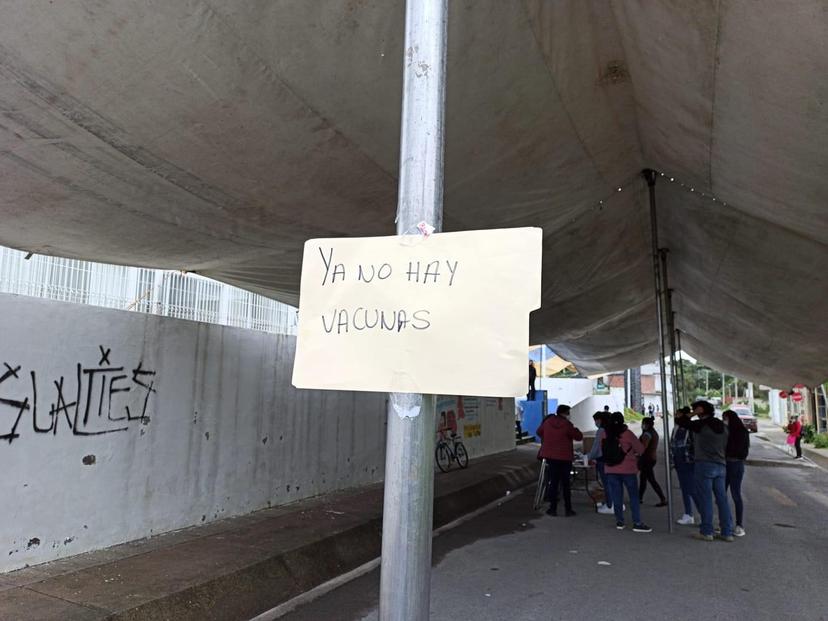 En la zona de Atlixco jóvenes y personas de 40 y más arrasaron con vacunas covid