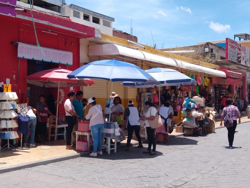 El 45% de vendedores de comida en calles de Tehuacán, sin medidas sanitarias 