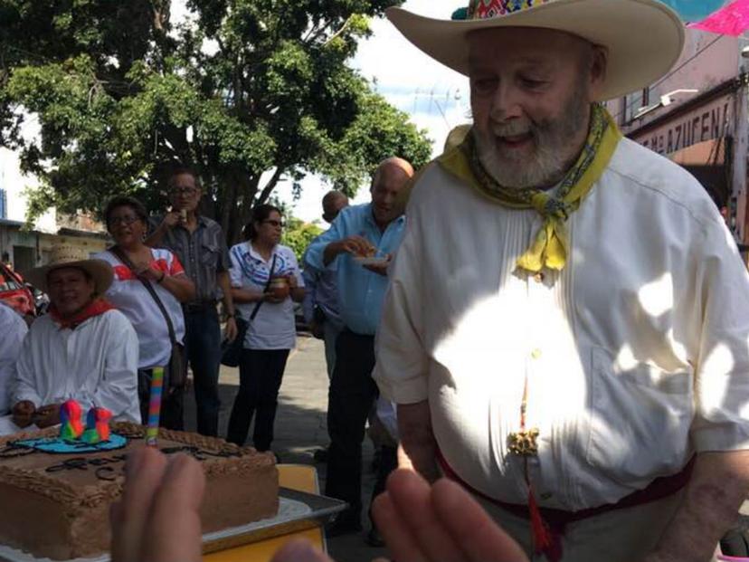 Festejan atlixquenses al creador del Huey Atlixcáyotl