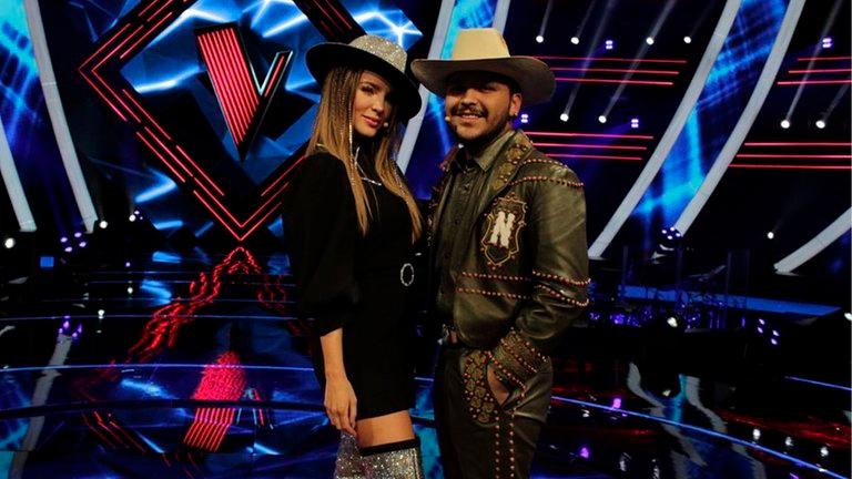 Confirman noviazgo Belinda y Christian Nodal