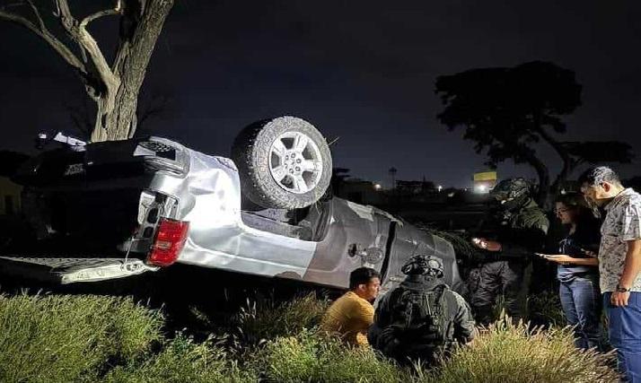 Aparatosa volcadura deja una persona gravemente lesionada en Tehuacán