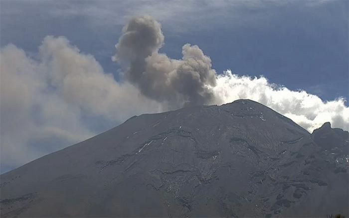 Popocatépetl registra 406 exhalaciones en 24 horas