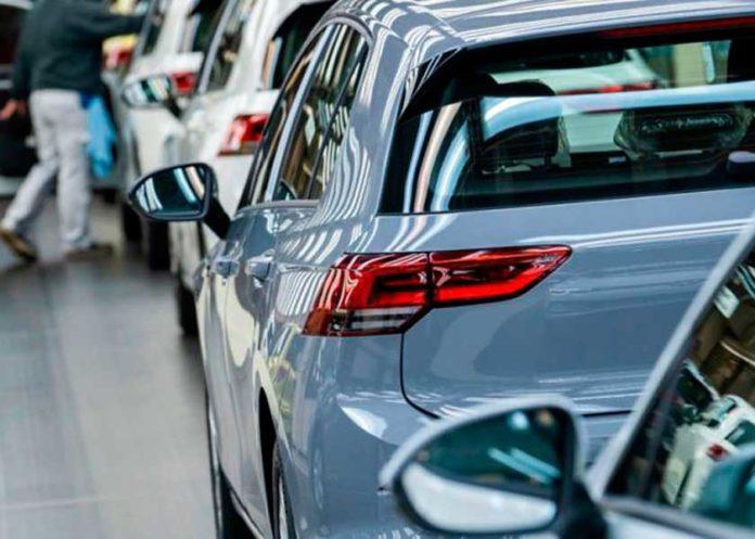 Caen más de 60% ventas de autos VW y Audi en abril