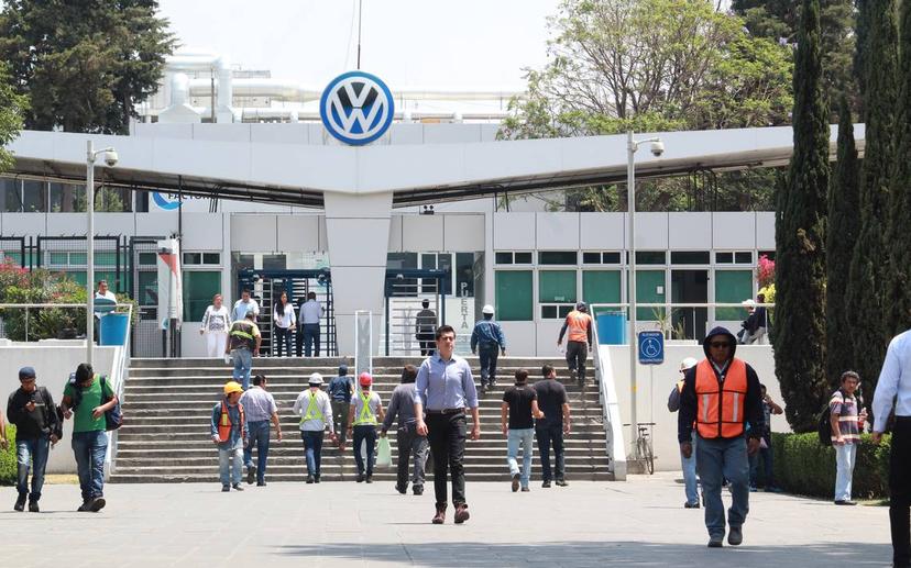 Volkswagen y sindicato logran acuerdo, frenan huelga 