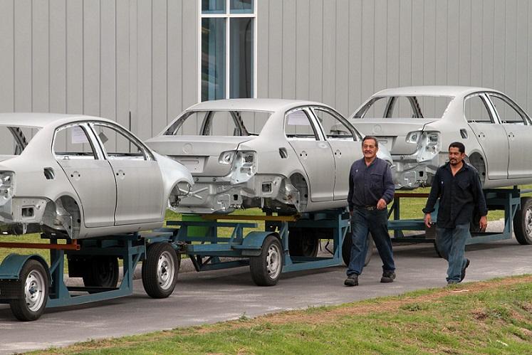 Caen hasta 8.2% las ventas de VW y Audi este año: Inegi