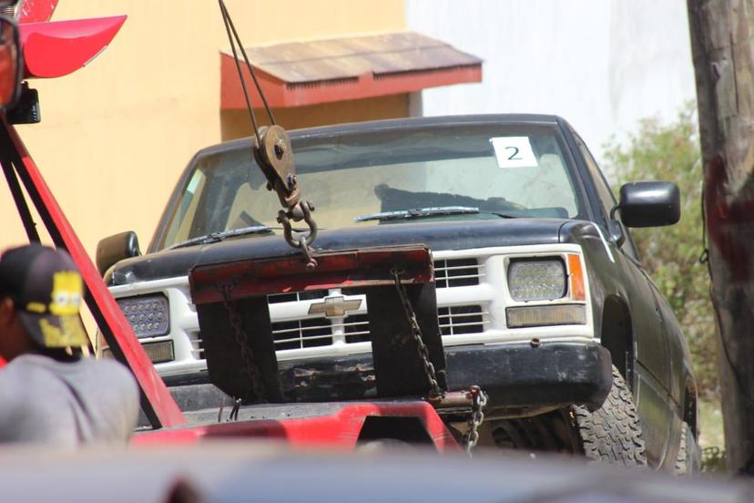 Hallan vehículos robados en casa de hermano de regidor de Tepeaca