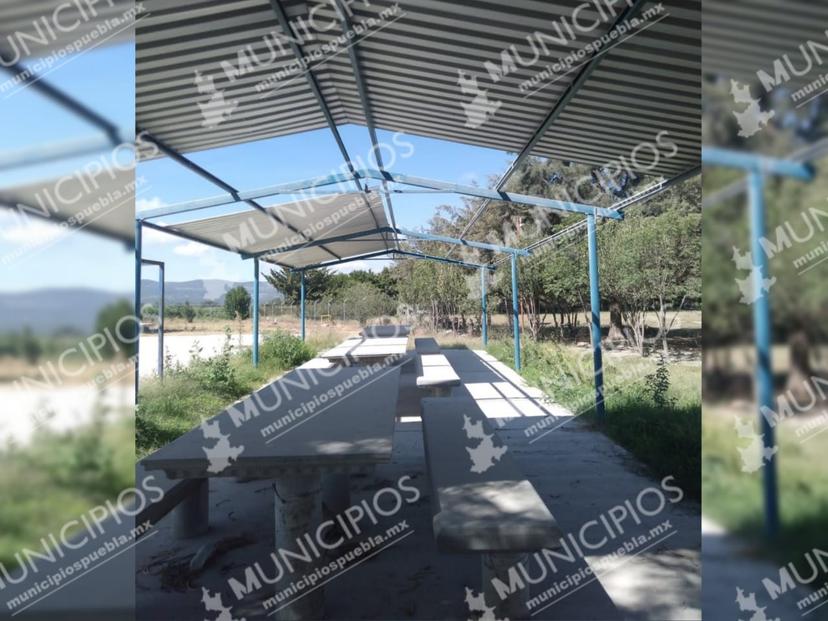 Ladrones saquean telesecundaria en Tecamachalco