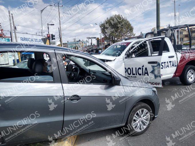Choca patrulla estatal contra particulares en la China Poblana, hay dos lesionados