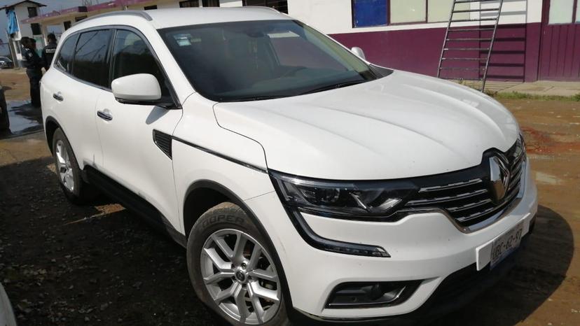 Roban camioneta a mujer en Huauchinango; hay un detenido