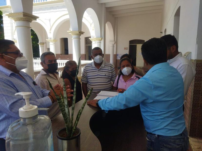 En Acatlán exigen apoyo ante escasez de agua