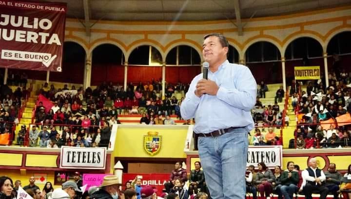 Teziutecos se cansan de esperar a Julio Huerta 