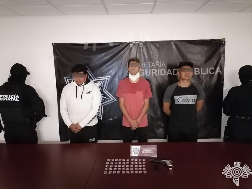 Se dedican presuntamente a la venta de armas en Xonacatepec