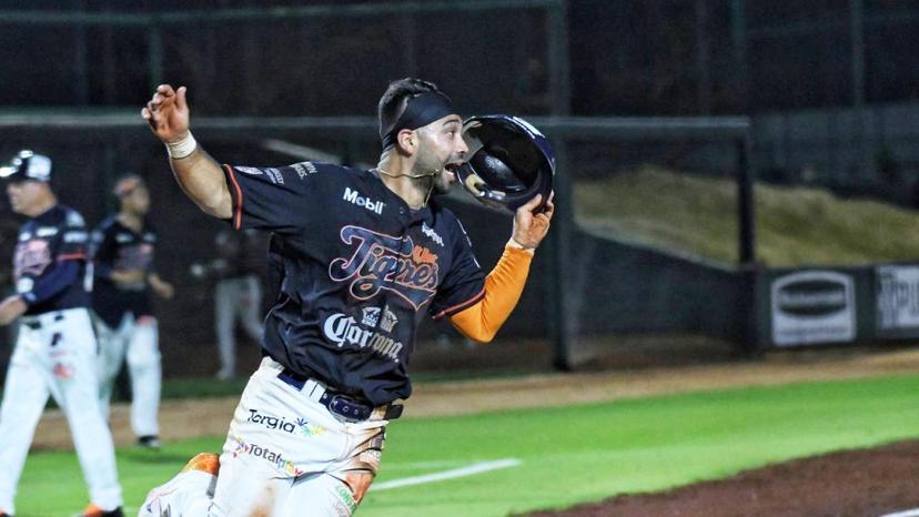 Ahora Tigres saca la escoba con Pericos