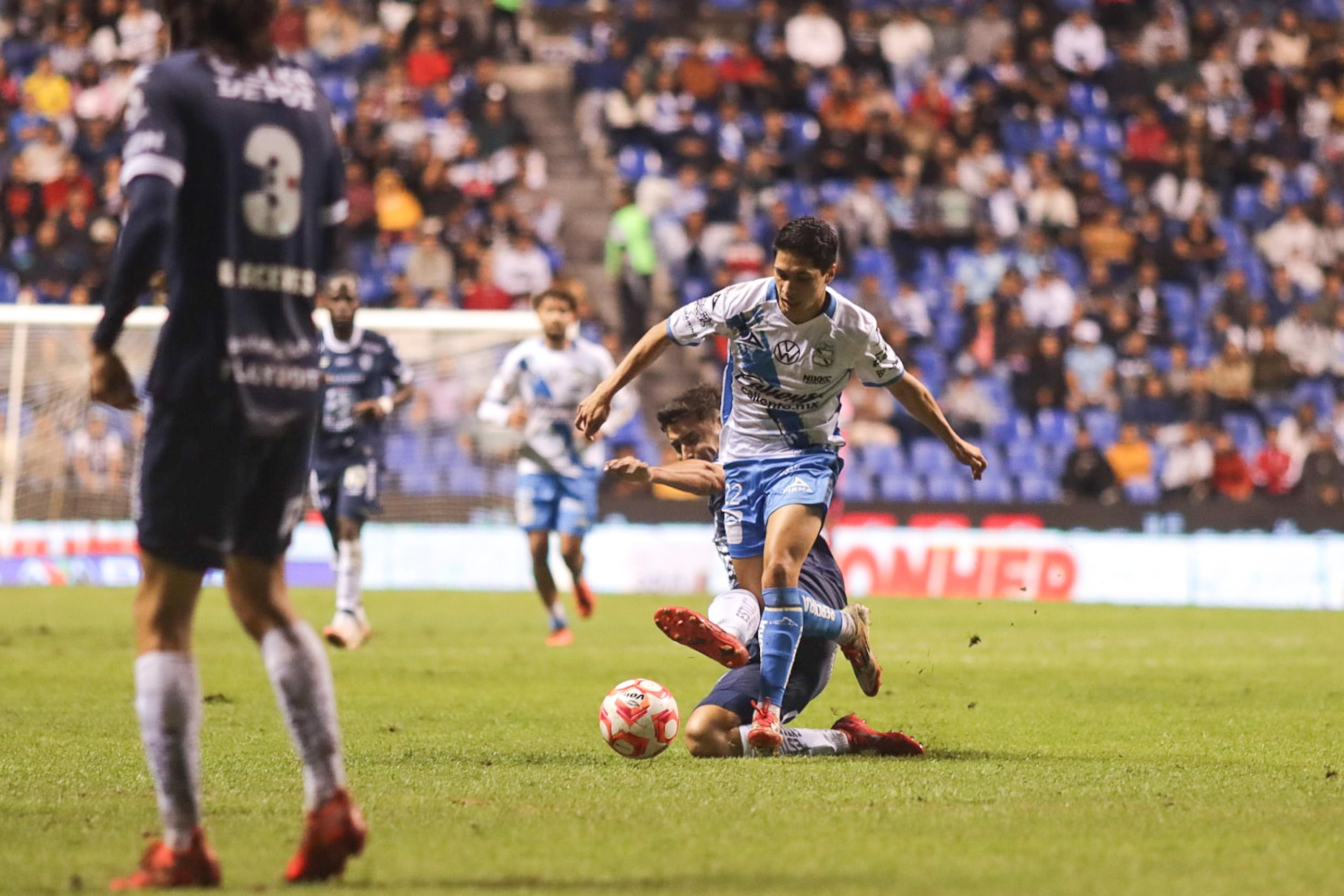Puebla empató a dos goles con Pachuca.