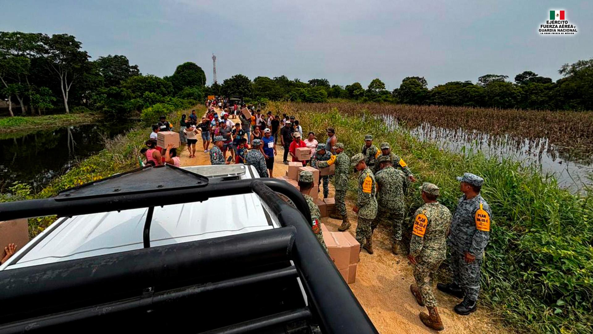Ejército, Fuerza Aérea y Guardia Nacional aplican Plan DN-III-E en Veracruz.