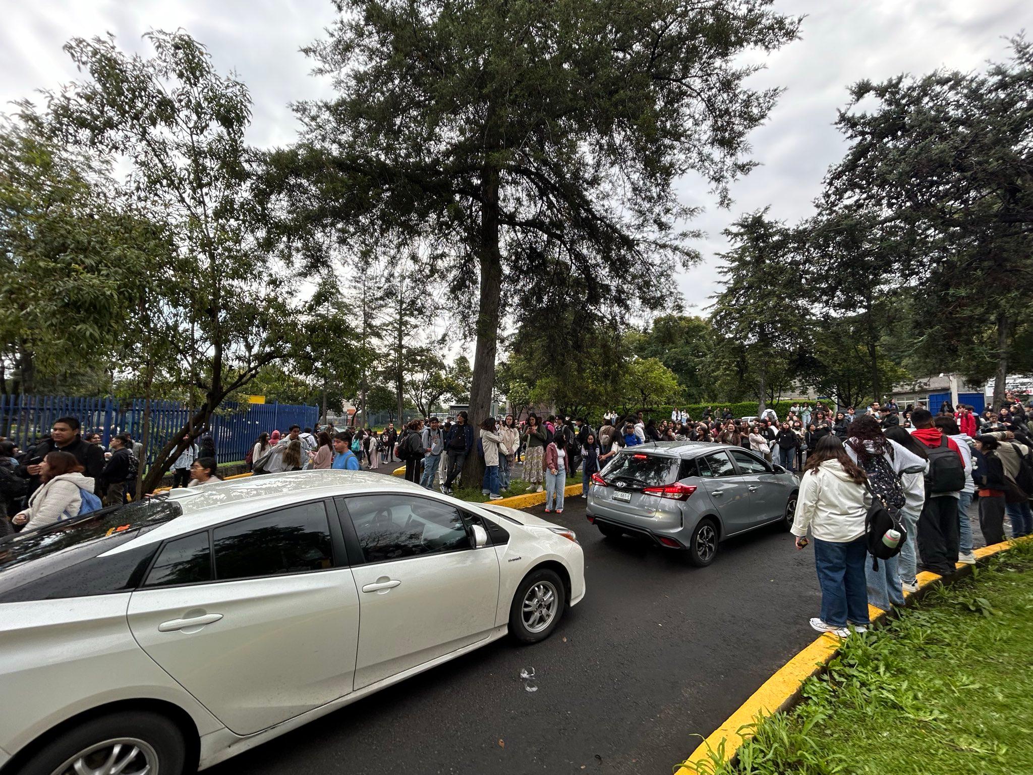 Amenaza de bomba en la Facultad de Ciencias Políticas y Sociales (FCPyS) de la UNAM.