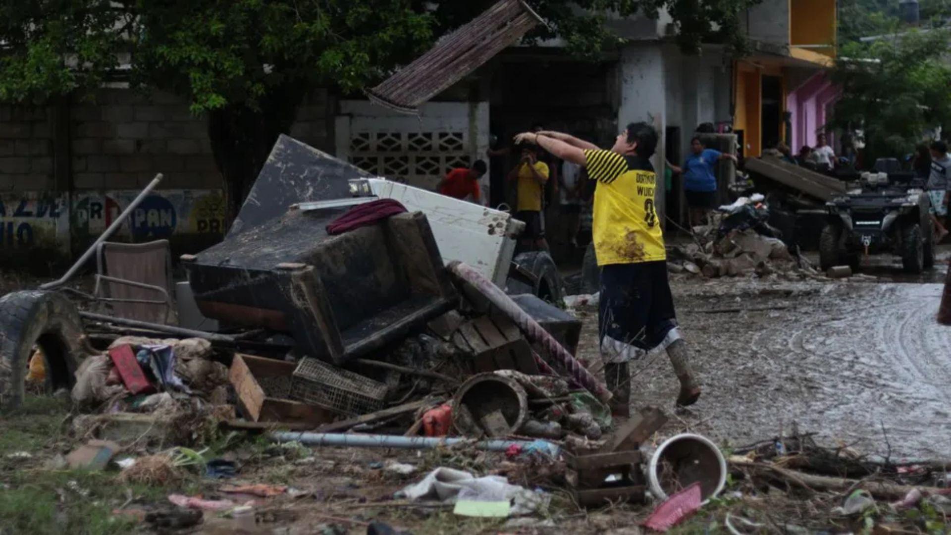 SMDIF de Jolalpan invita a donar víveres a damnificados en Huauchinango y Xicotepec