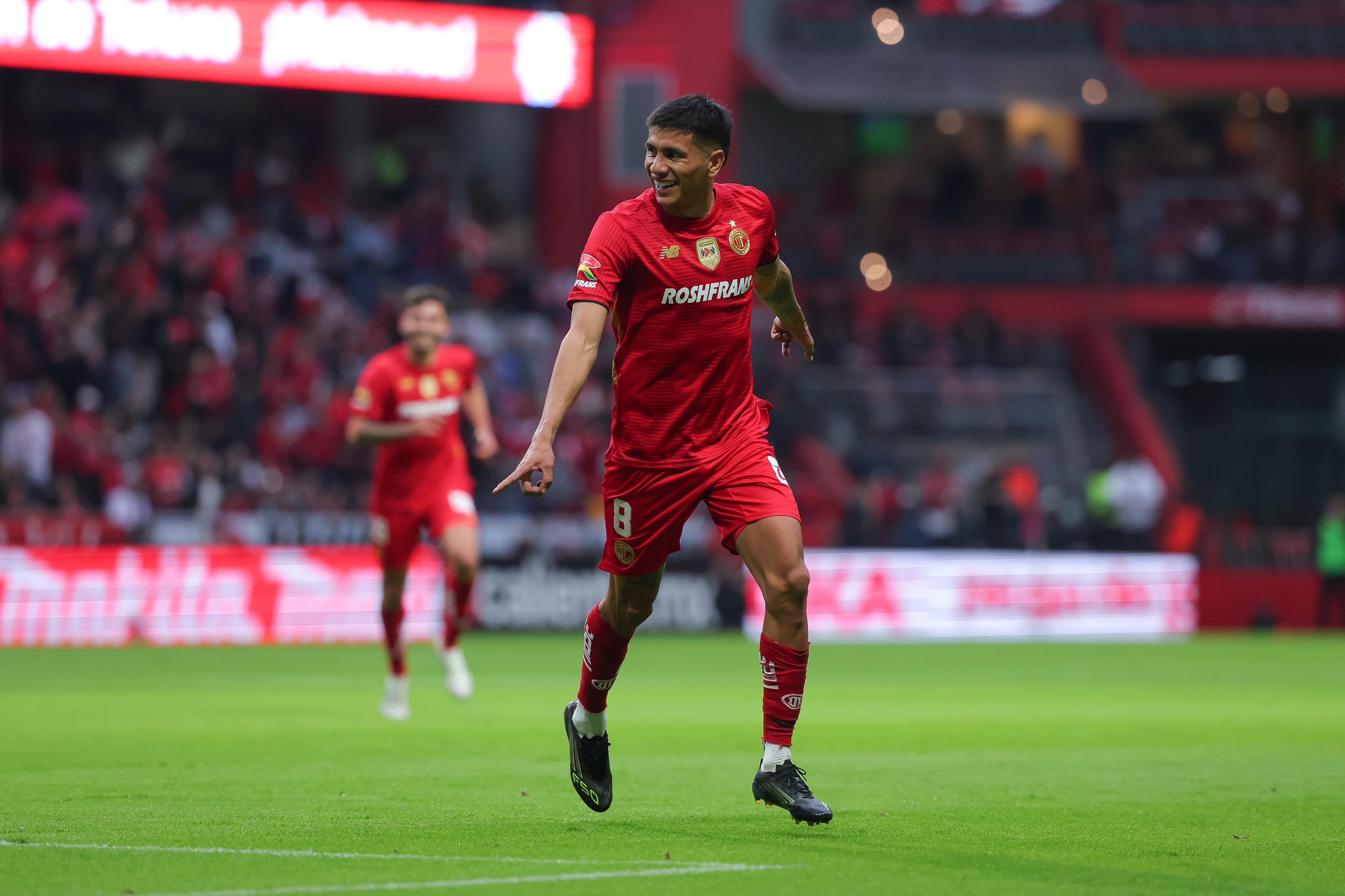 Toluca está intratable en el Torneo Apertura 2025, venció 4-0 a Querétaro.