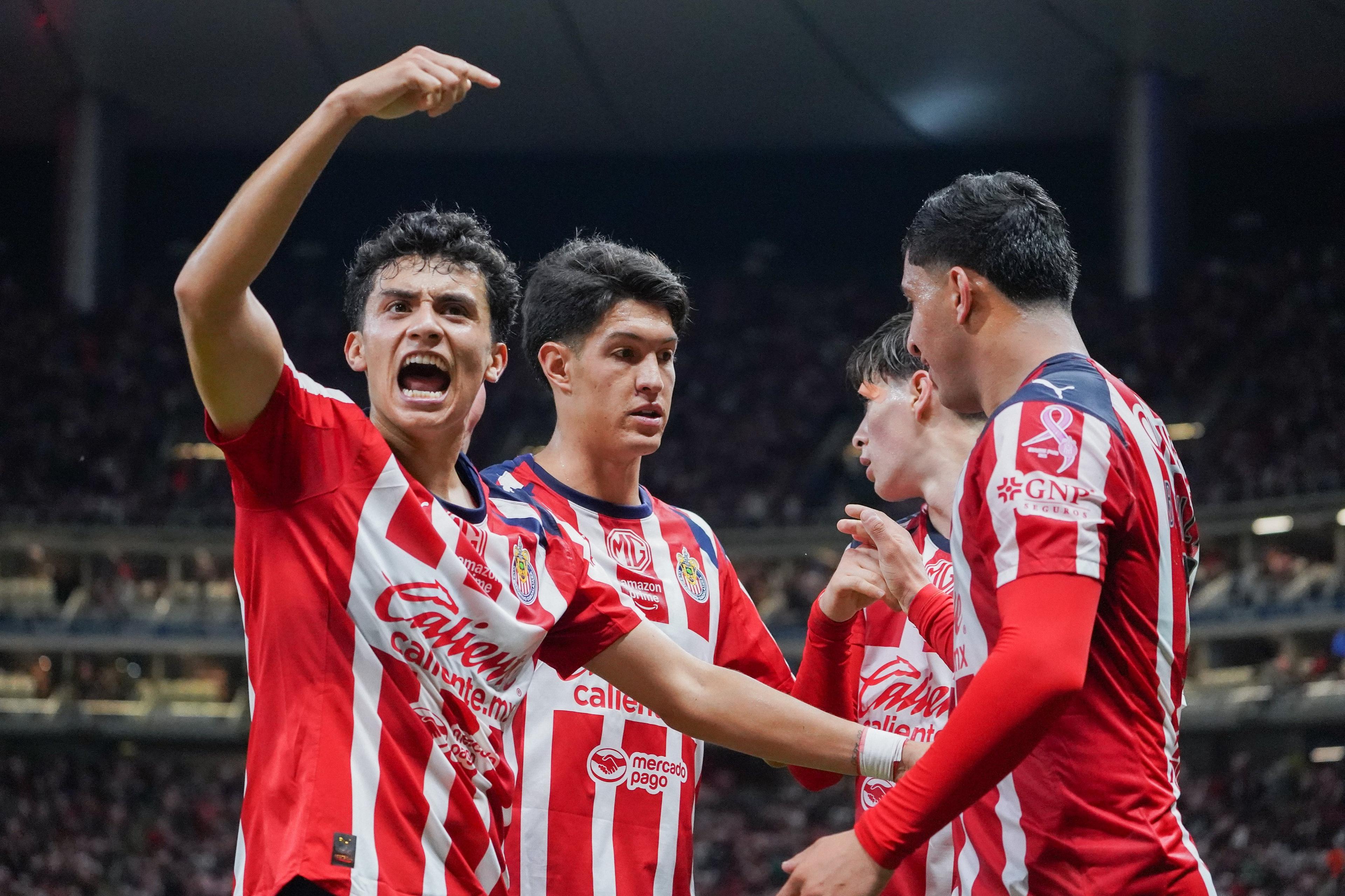 Guadalajara se impuso 2-0 a Mazatlán.