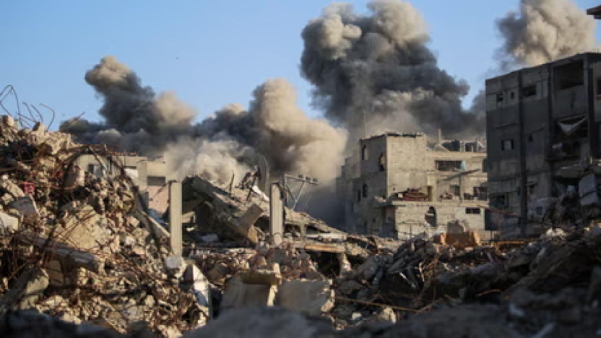 A 10 días del cese al fuego, Israel ya lanzó 153 toneladas de bombas sobre Gaza