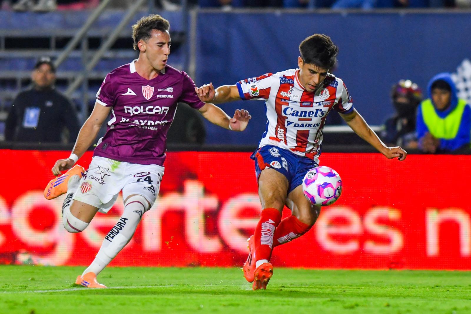 Necaxa ganó de visitante por marcador de 4-3 a San Luis.