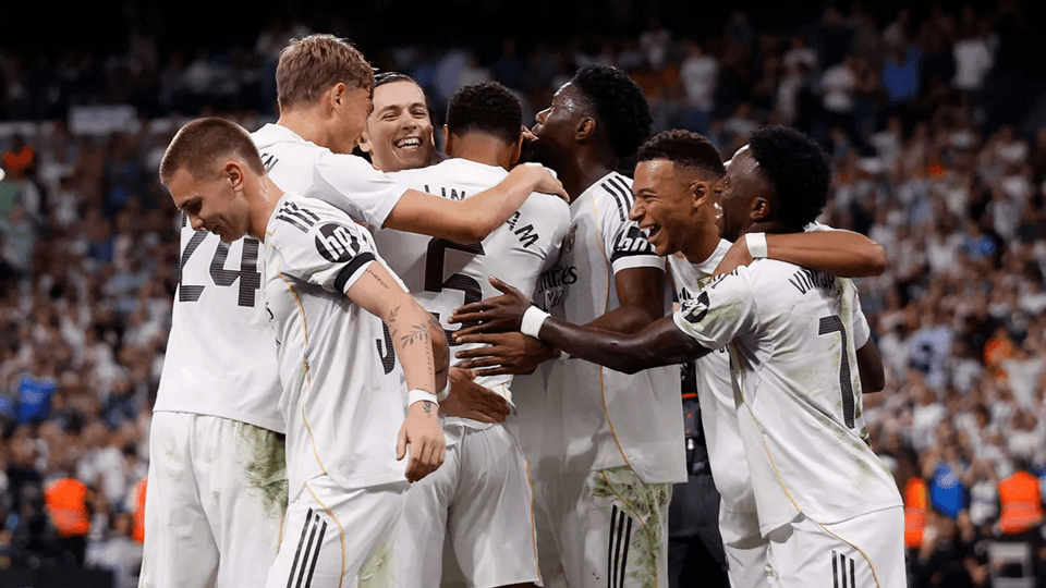 Real Madrid regresa a la victoria en la Liga, derrota 3-1 a Villarreal.
