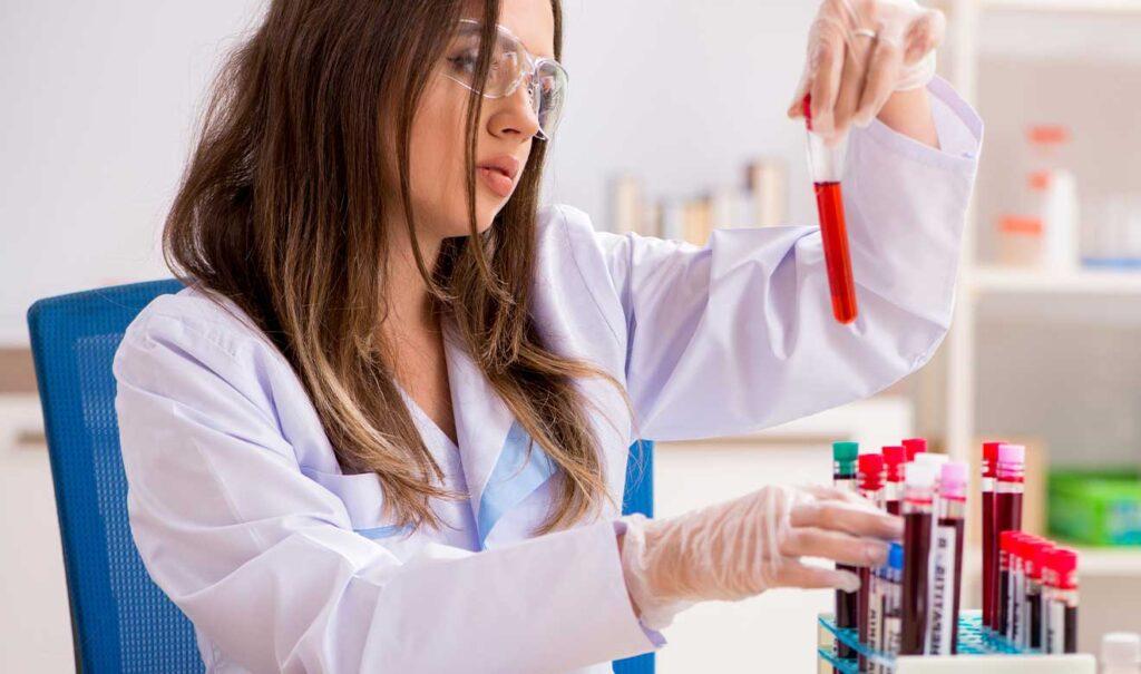 ¿Sabías que las mujeres producen más testosterona que estrógeno?