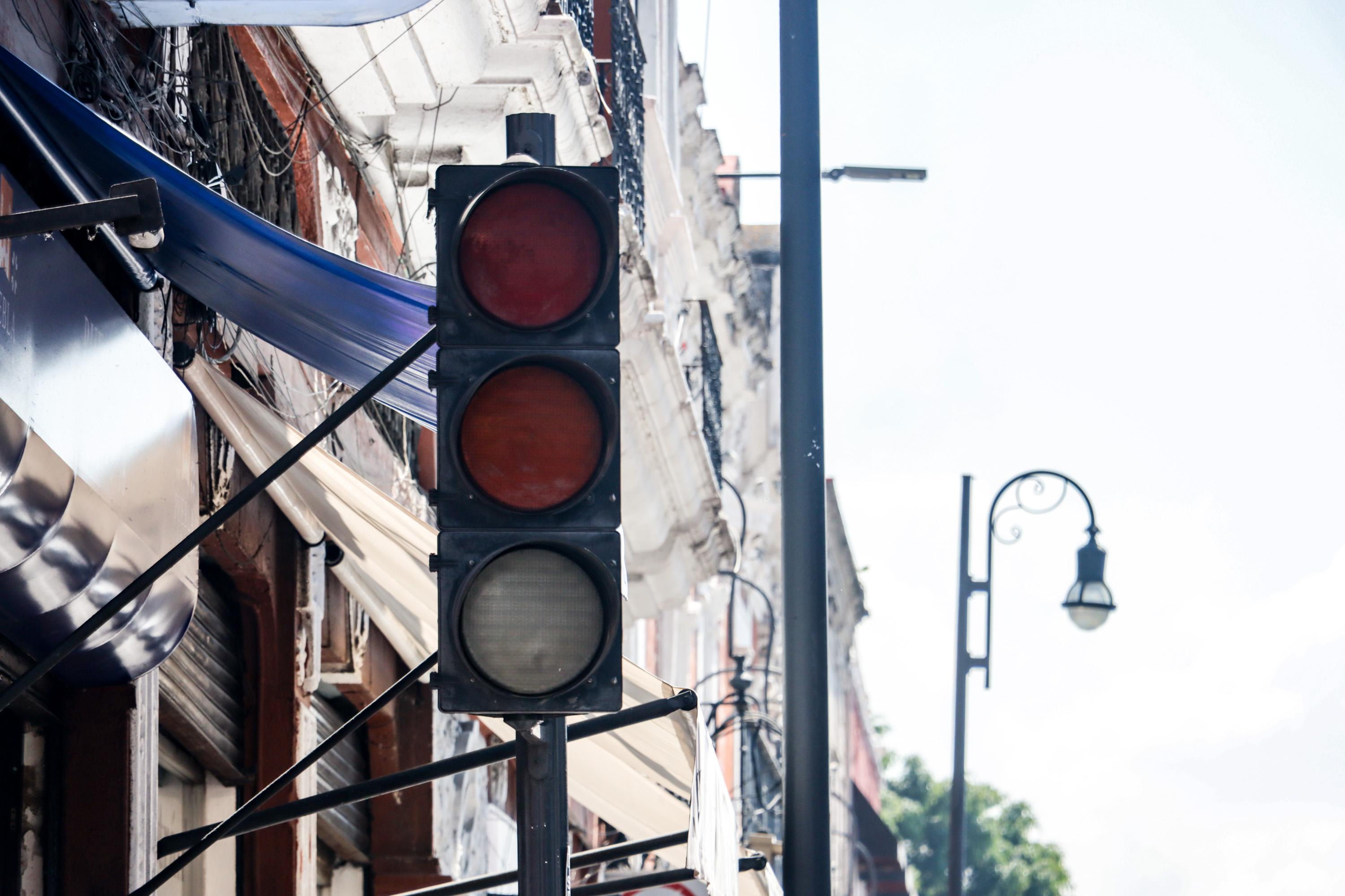 Avanza Programa de Semaforización en la ciudad de Puebla.
